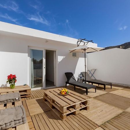 Famara Loft 12アパートメント エクステリア 写真
