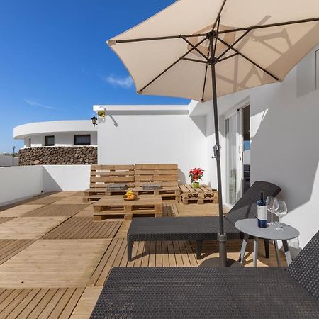 Famara Loft 12アパートメント エクステリア 写真